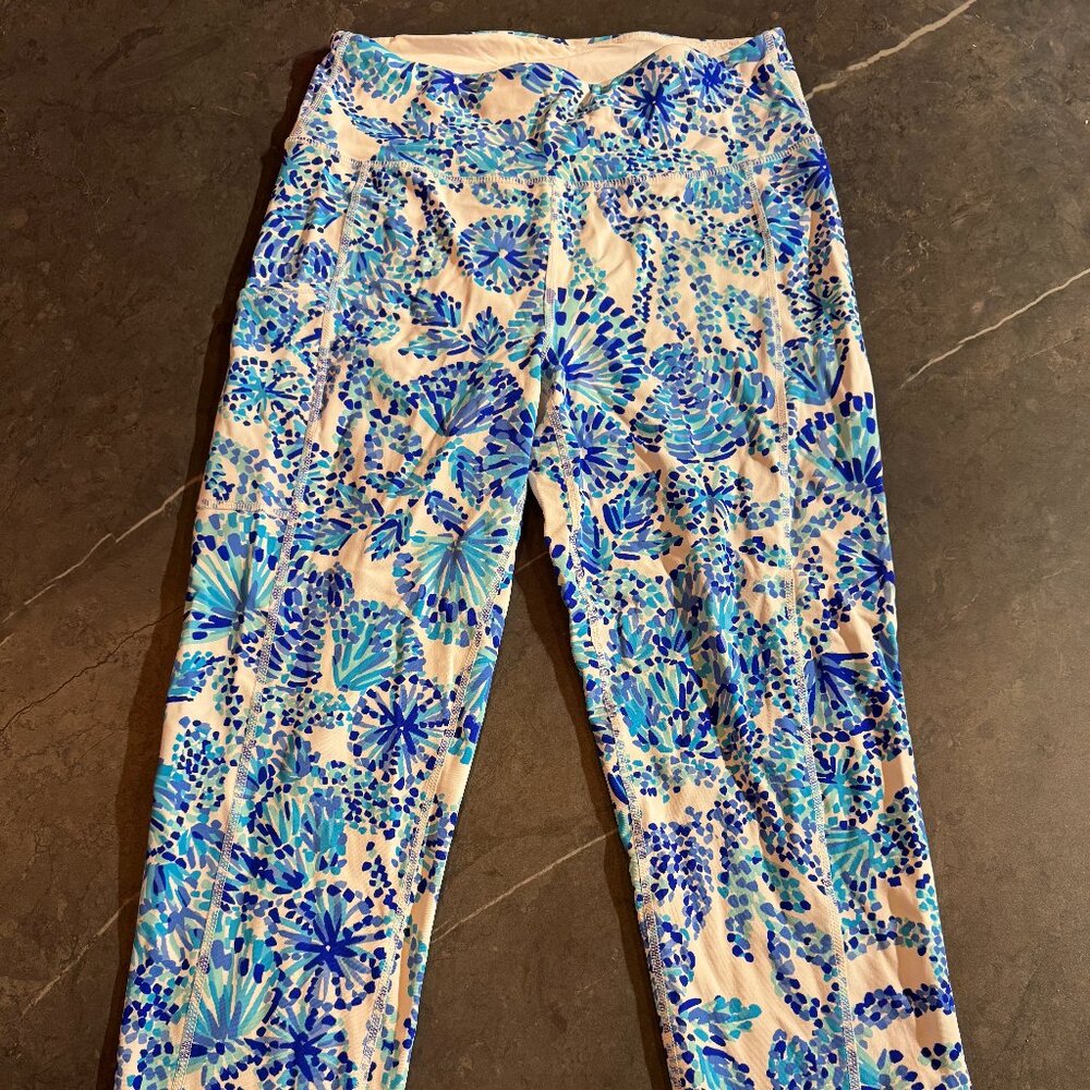 Lilly Pulitzer M Shell Me You Love Me WEEKENDER CROP LEGGINGS High Rise